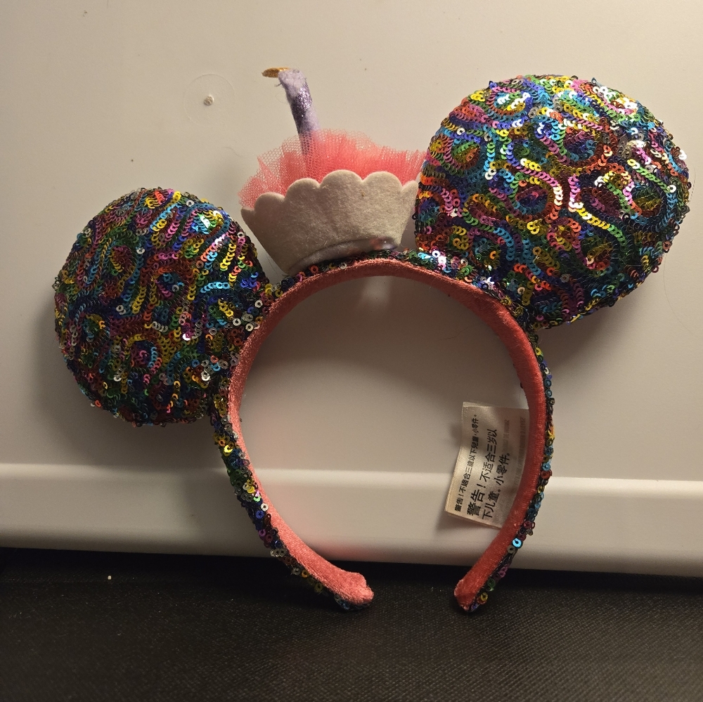 Birthday ears